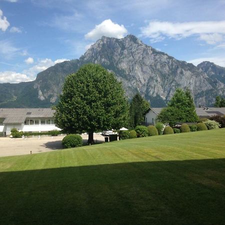 Apartment Auszeit Am Traunsee อัลท์มุนสเตอร์ ภายนอก รูปภาพ