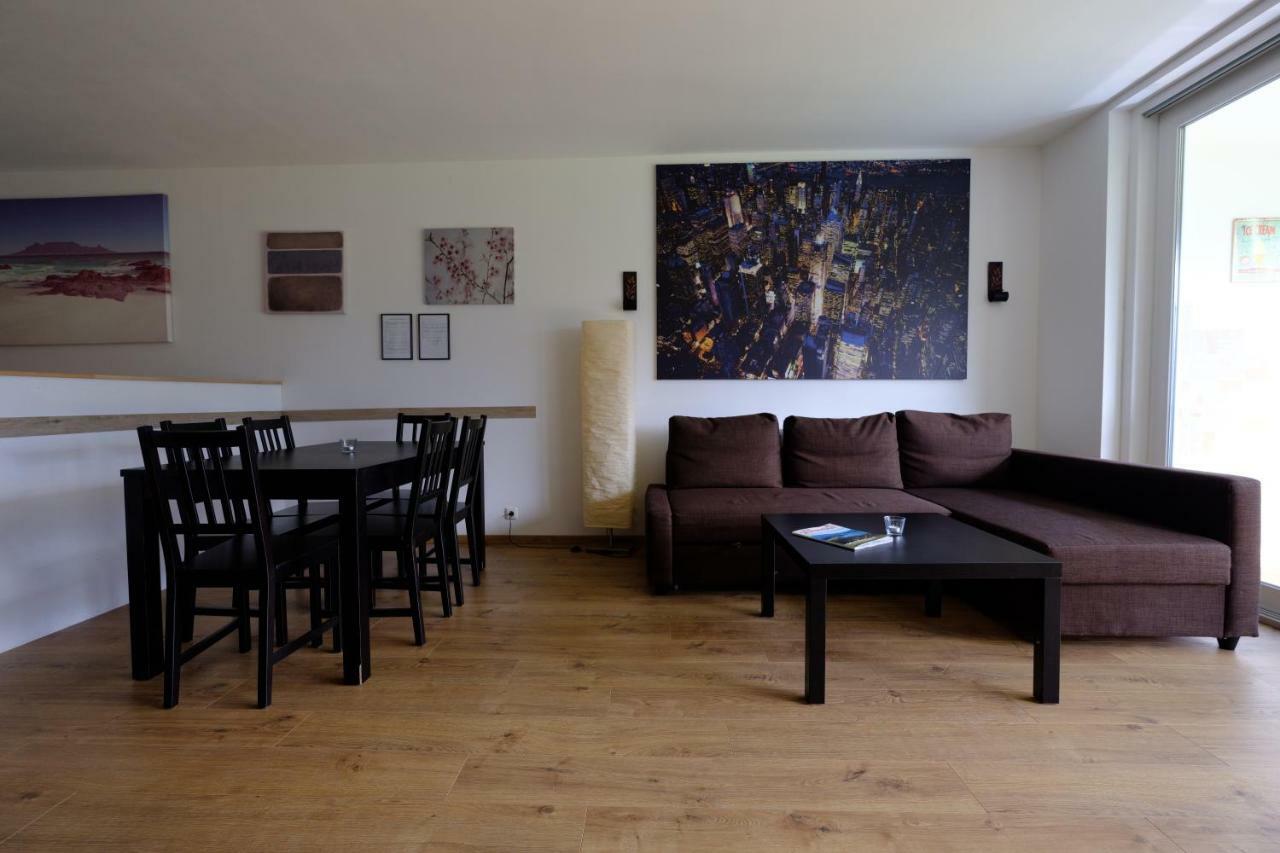 Apartment Auszeit Am Traunsee อัลท์มุนสเตอร์ ภายนอก รูปภาพ